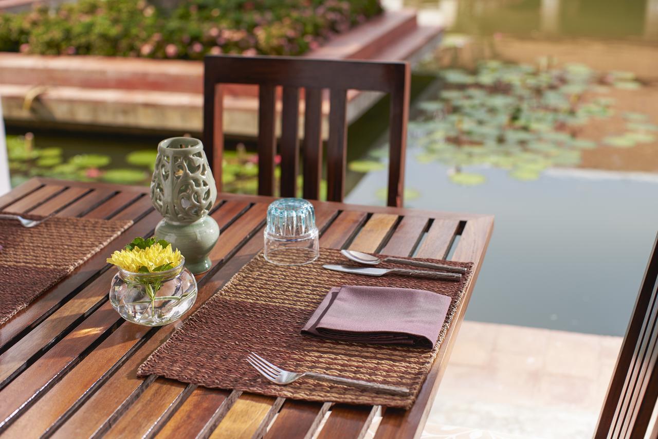 Sukhothai Heritage Resort Sawankhalok Exterior foto